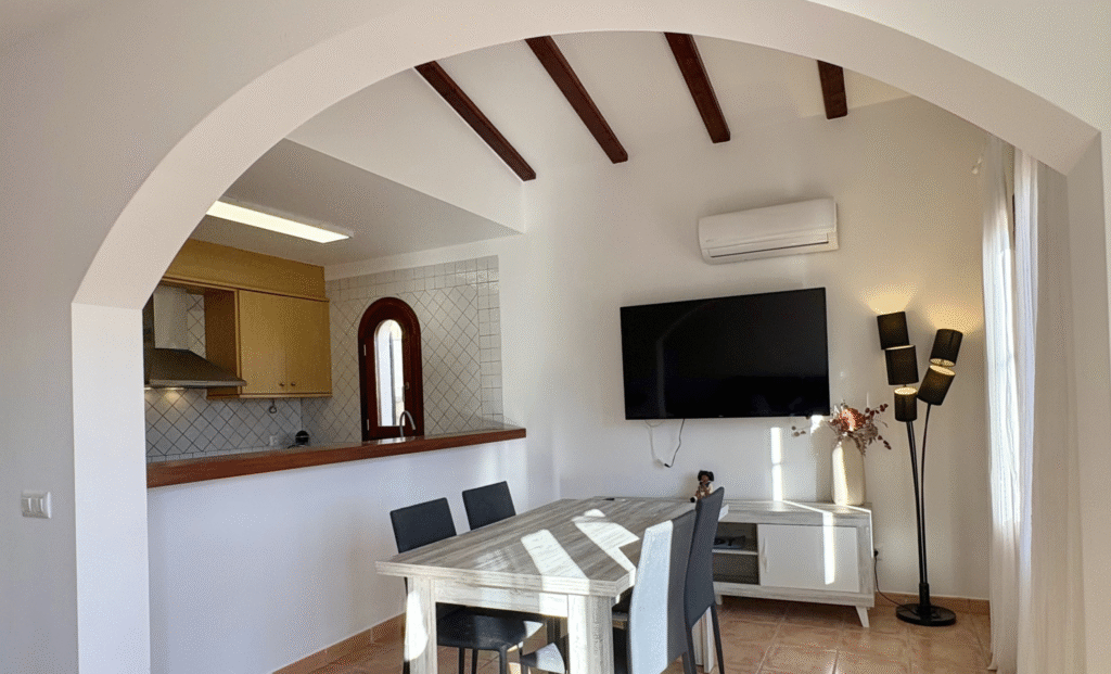 Tu pequeño oasis en el este de Mallorca – Estilo de vida mediterráneo en Cala Romàntica