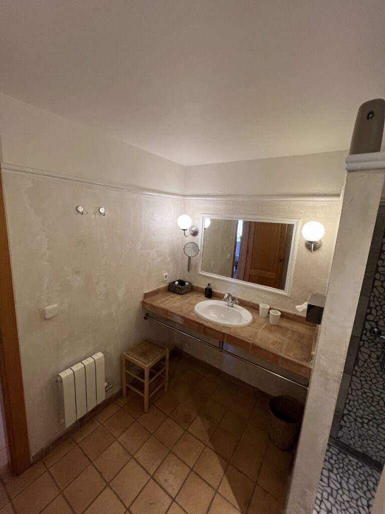Stilvolle Residenz mit ETV, Weinberg & Orangenhain